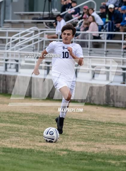 Thumbnail 3 in Hendrickson vs  Smithson Valley (Scrimmage) photogallery.