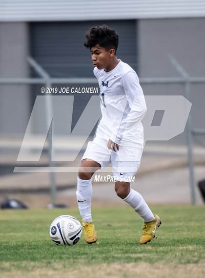 Thumbnail 2 in Hendrickson vs  Smithson Valley (Scrimmage) photogallery.