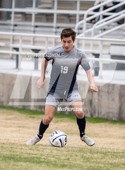 Thumbnail 3 in Hendrickson vs  Smithson Valley (Scrimmage) photogallery.