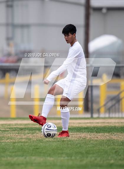 Thumbnail 3 in Hendrickson vs  Smithson Valley (Scrimmage) photogallery.