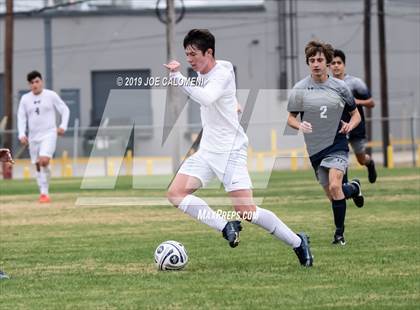 Thumbnail 2 in Hendrickson vs  Smithson Valley (Scrimmage) photogallery.