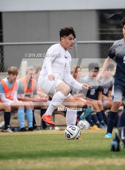 Thumbnail 3 in Hendrickson vs  Smithson Valley (Scrimmage) photogallery.