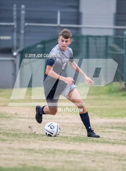 Thumbnail 3 in Hendrickson vs  Smithson Valley (Scrimmage) photogallery.