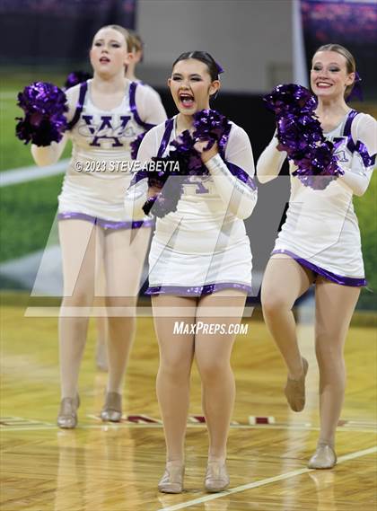 Thumbnail 1 in Arvada West CHSAA Spirit Poms photogallery.