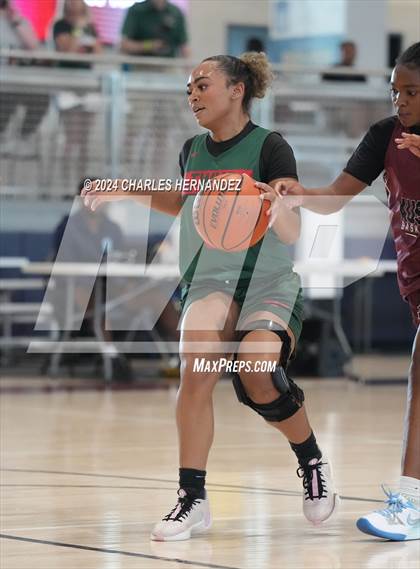 Thumbnail 3 in The Woodlands vs Austin (Texas Association of Basketball Coaches Showcase) photogallery.