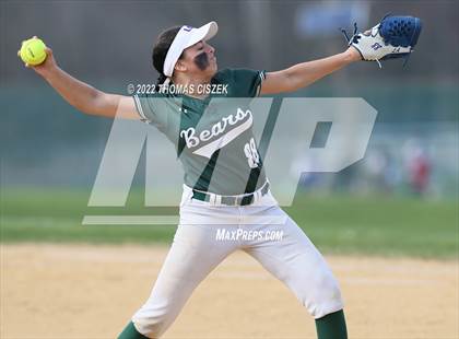 Thumbnail 1 in  East Brunswick vs St. Thomas Aquinas photogallery.