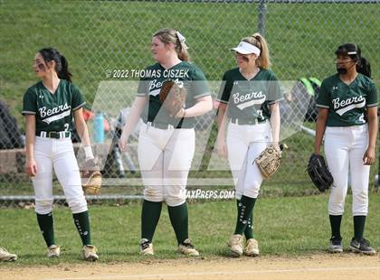 Thumbnail 1 in  East Brunswick vs St. Thomas Aquinas photogallery.