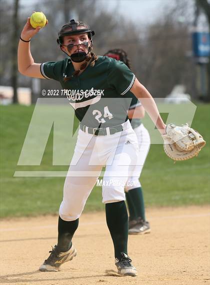 Thumbnail 1 in  East Brunswick vs St. Thomas Aquinas photogallery.
