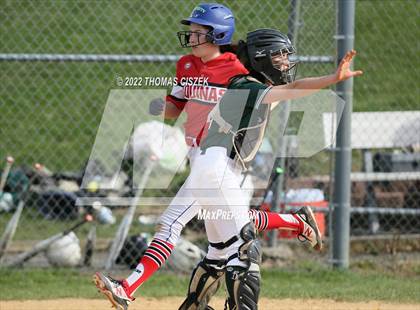 Thumbnail 3 in  East Brunswick vs St. Thomas Aquinas photogallery.