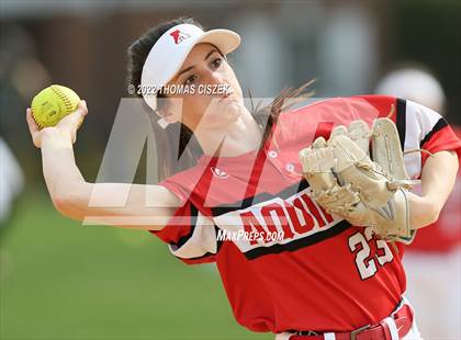 Thumbnail 3 in  East Brunswick vs St. Thomas Aquinas photogallery.