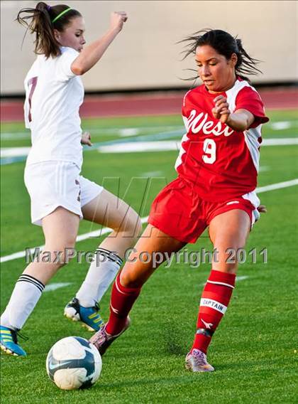 Thumbnail 3 in La Salle Academy vs Cranston West (RIIL D1 Quarterfinal) photogallery.