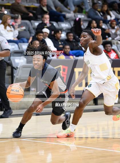 Thumbnail 1 in First Assembly Christian vs. Kirkwood (Barry Pruitt Hurricane Classic) photogallery.