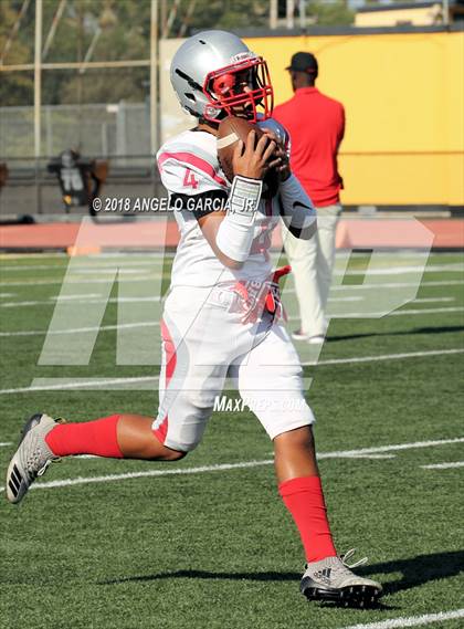 Thumbnail 3 in Lincoln vs Antioch photogallery.