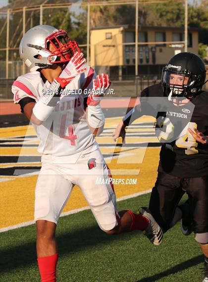 Thumbnail 3 in Lincoln vs Antioch photogallery.