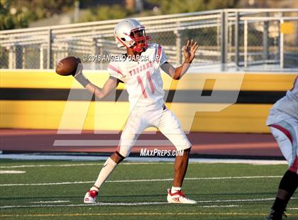 Thumbnail 2 in Lincoln vs Antioch photogallery.