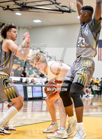Thumbnail 2 in Owyhee @ Damien (The Classic at Damien) Tournament photogallery.