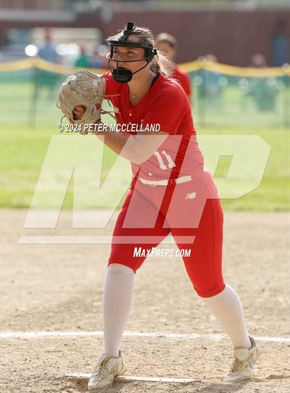 Thumbnail 3 in St. Bernard's Central Catholic vs Amesbury (MIAA Division 4 Round of 32) photogallery.