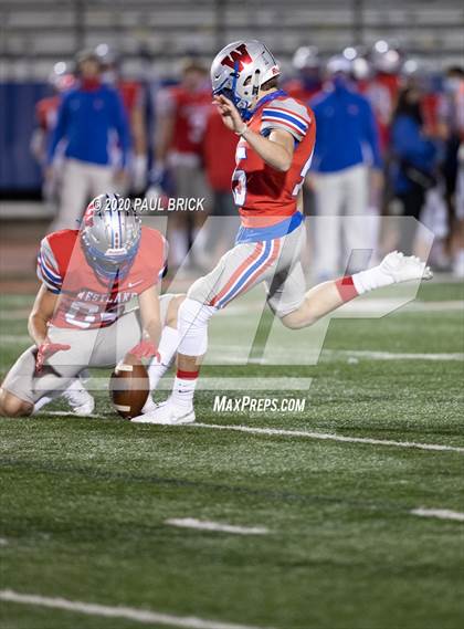 Thumbnail 1 in Westlake vs Hays photogallery.