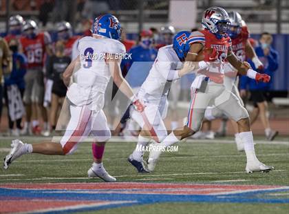 Thumbnail 2 in Westlake vs Hays photogallery.