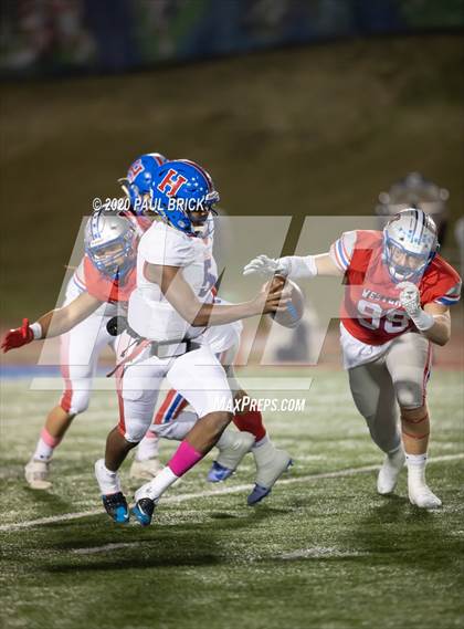 Thumbnail 1 in Westlake vs Hays photogallery.