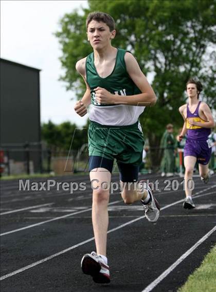 Thumbnail 2 in Harlem Boys Track Regional photogallery.
