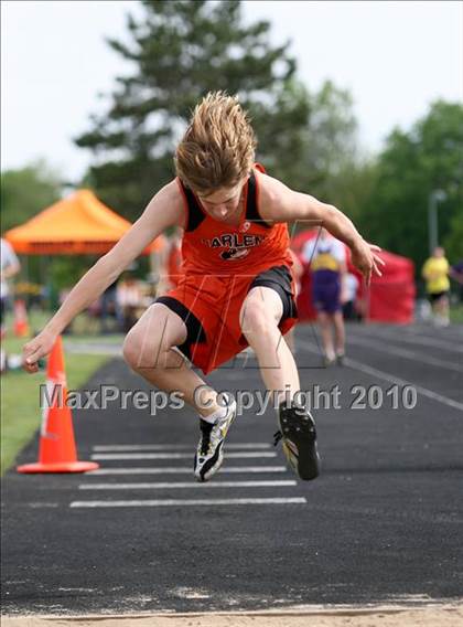 Thumbnail 2 in Harlem Boys Track Regional photogallery.