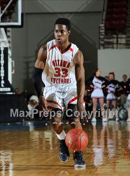 Thumbnail 3 in McPherson vs Ottawa (KSHSAA 4A State 1st Round) photogallery.