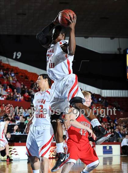 Thumbnail 1 in McPherson vs Ottawa (KSHSAA 4A State 1st Round) photogallery.