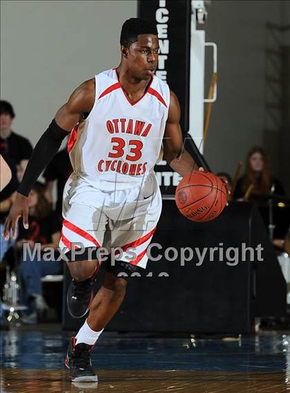 Thumbnail 1 in McPherson vs Ottawa (KSHSAA 4A State 1st Round) photogallery.