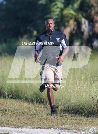 Thumbnail 2 in Weeki Wachee Invitational photogallery.