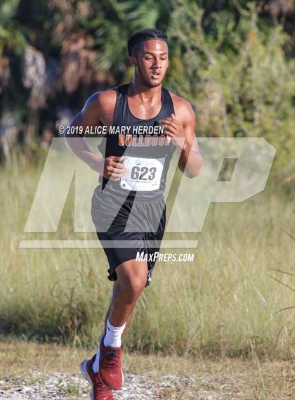 Thumbnail 2 in Weeki Wachee Invitational photogallery.