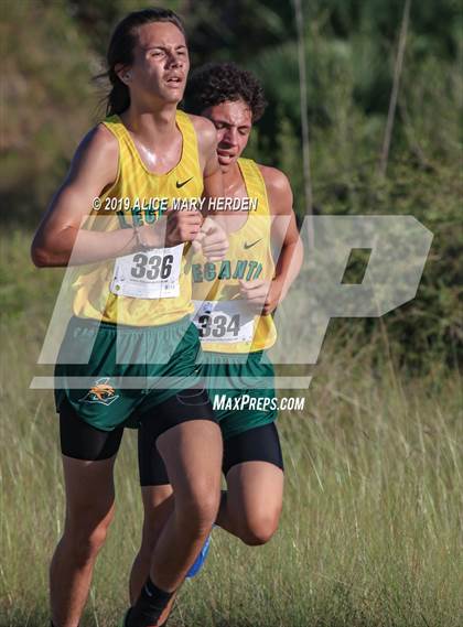 Thumbnail 2 in Weeki Wachee Invitational photogallery.