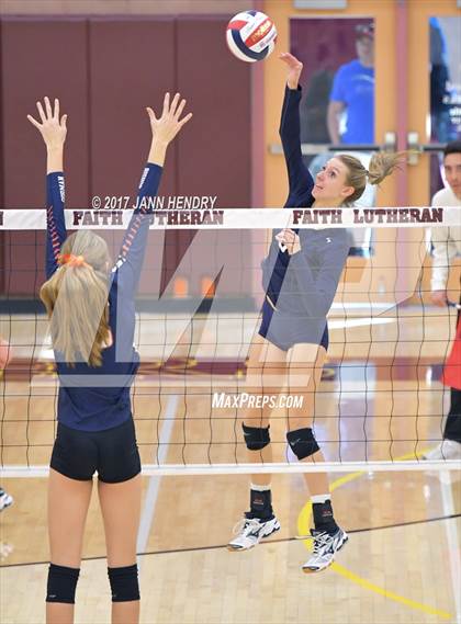 Thumbnail 2 in Shadow Ridge vs. Bishop Gorman (NIAA 4A State Final) photogallery.