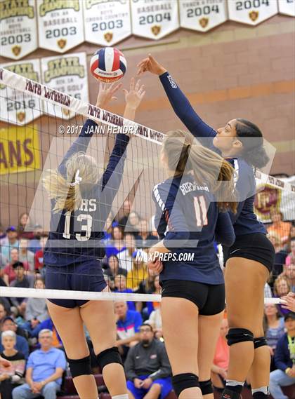 Thumbnail 2 in Shadow Ridge vs. Bishop Gorman (NIAA 4A State Final) photogallery.