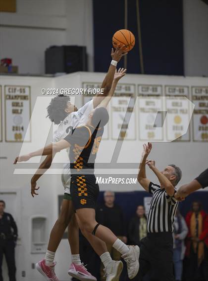Thumbnail 3 in Notre Dame (SO) vs. Poly photogallery.
