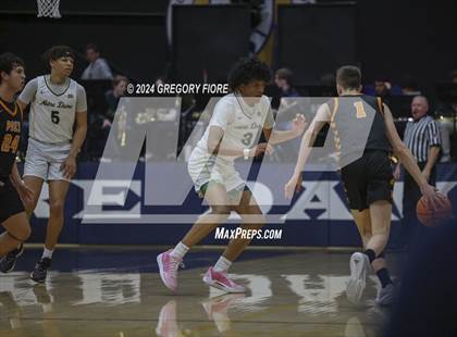 Thumbnail 1 in Notre Dame (SO) vs. Poly photogallery.