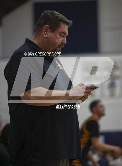 Thumbnail 3 in Notre Dame (SO) vs. Poly photogallery.