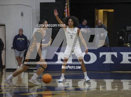 Thumbnail 1 in Notre Dame (SO) vs. Poly photogallery.