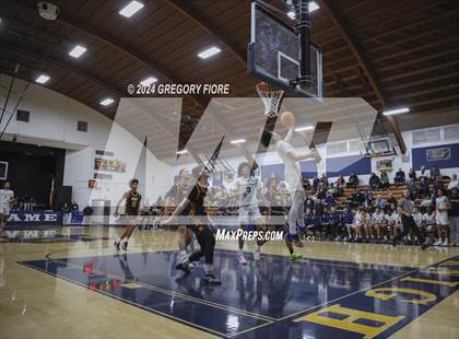 Thumbnail 1 in Notre Dame (SO) vs. Poly photogallery.