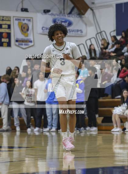 Thumbnail 2 in Notre Dame (SO) vs. Poly photogallery.