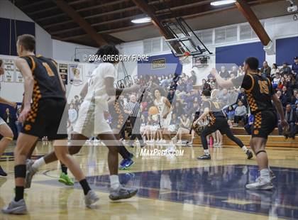 Thumbnail 3 in Notre Dame (SO) vs. Poly photogallery.