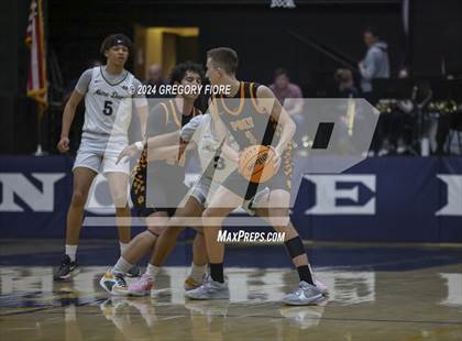 Thumbnail 3 in Notre Dame (SO) vs. Poly photogallery.