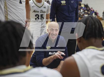 Thumbnail 2 in Notre Dame (SO) vs. Poly photogallery.