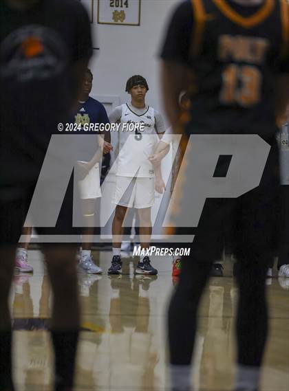 Thumbnail 1 in Notre Dame (SO) vs. Poly photogallery.