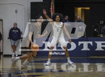 Thumbnail 2 in Notre Dame (SO) vs. Poly photogallery.