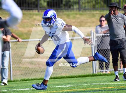 Thumbnail 2 in Salem @ Camden Catholic (Scrimmage) photogallery.