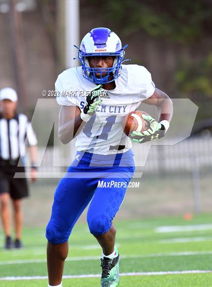 Thumbnail 2 in Salem @ Camden Catholic (Scrimmage) photogallery.