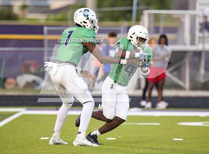 Thumbnail 3 in Sumner vs Riverview (Spring Game) photogallery.