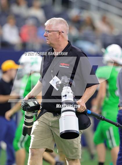 Thumbnail 3 in Westbrook vs. May (UIL Football 1A D1 Finals) photogallery.