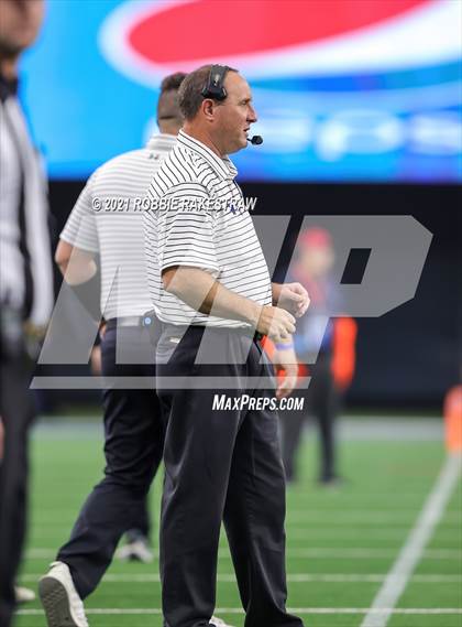 Thumbnail 3 in Westbrook vs. May (UIL Football 1A D1 Finals) photogallery.